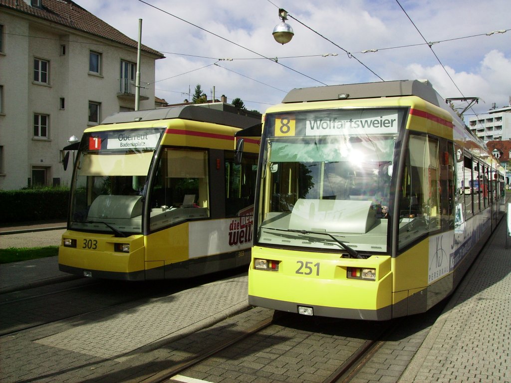 Tramcar 303 as line 1 to Oberreut and tramcar 251 to Wolfartsweier as line 8 from the VBK at the end-station Durlach Turmberg at the 10.09.2010.