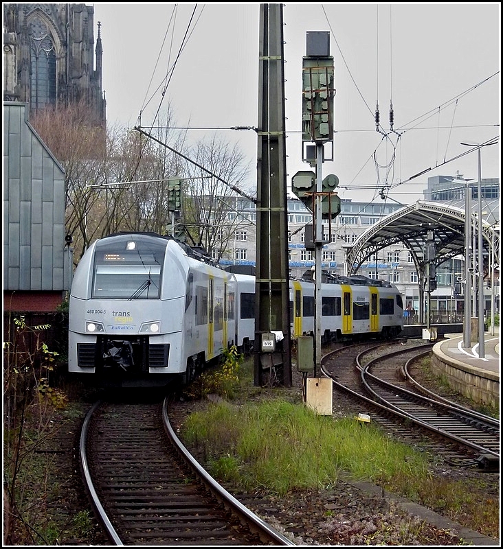 Trans regio 460 004-5 is leaving the main station of Cologne on November 20th, 2010.