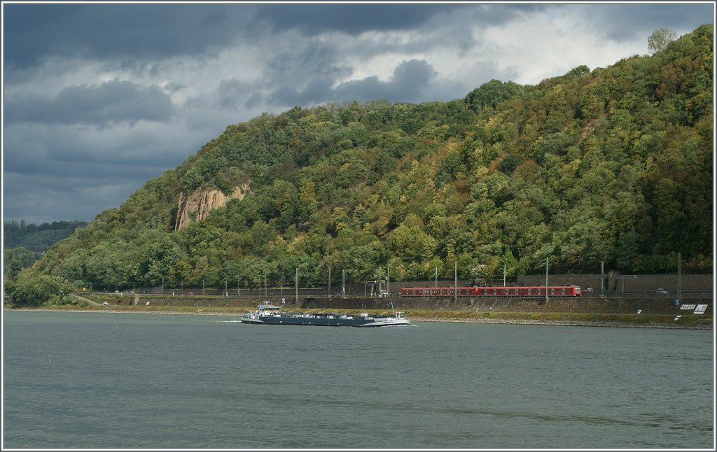 Two ET 425 on the Right-Rhein-Line by Ehernbreitstein.
24.09.2012