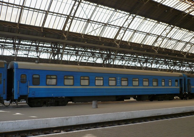 UZ sleepingcar number 048 10578 in Lviv 25-05-2010.