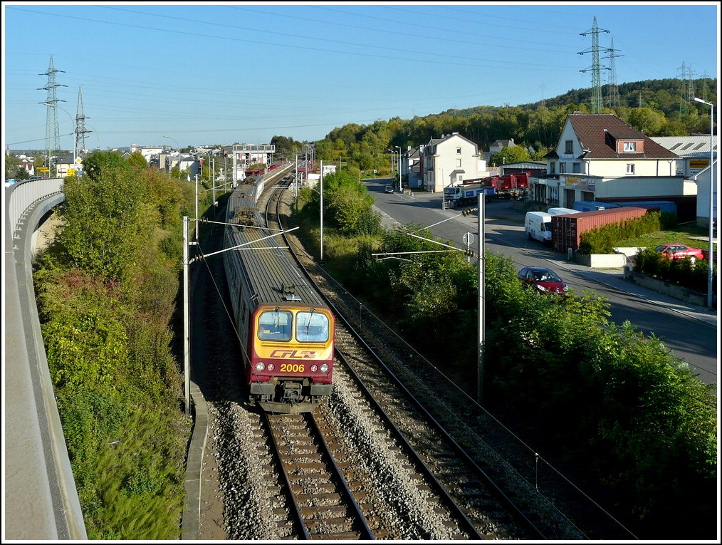 Z 2000 double unit is running through Lamadelaine on October 1st, 2011.