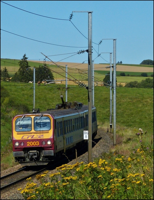 Z 2003 is running betweeen Basbellain and Troisvierges on September 7th, 2012.