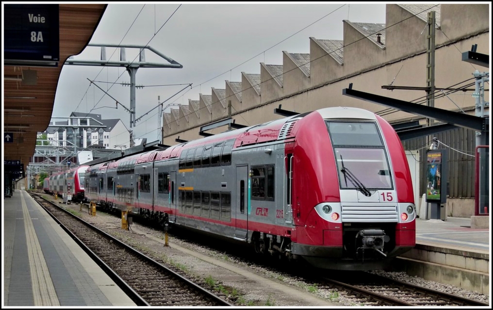 Z 2215 pictured in Luxembourg City on June 23rd, 2011.