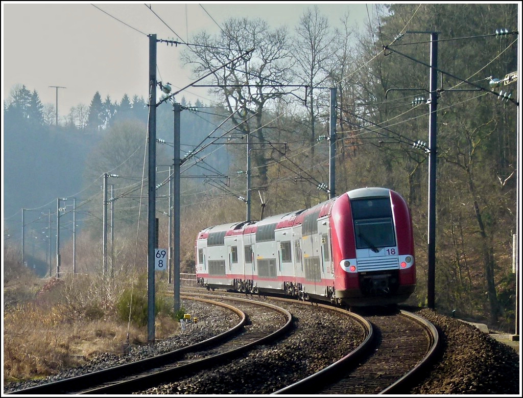 Z 2218 is running between Drauffelt and Enscherange on March 16th, 2012.