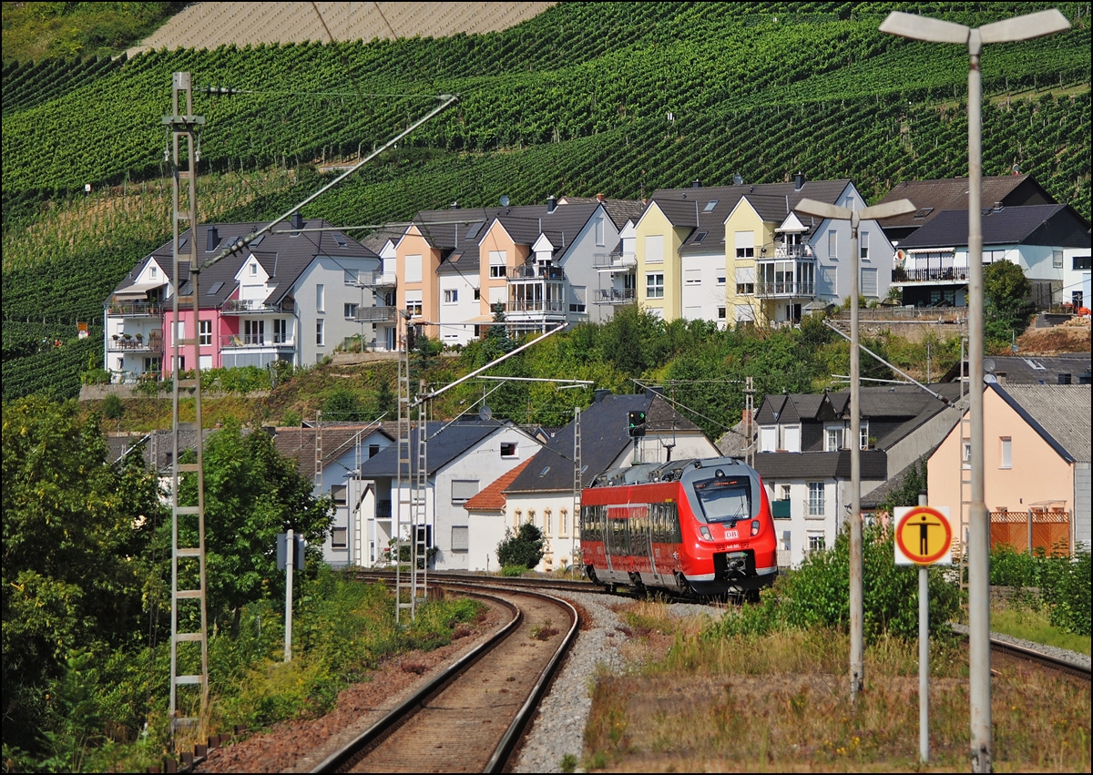 . 442 001 is leaving the station of Nittel on August 21st, 2013.