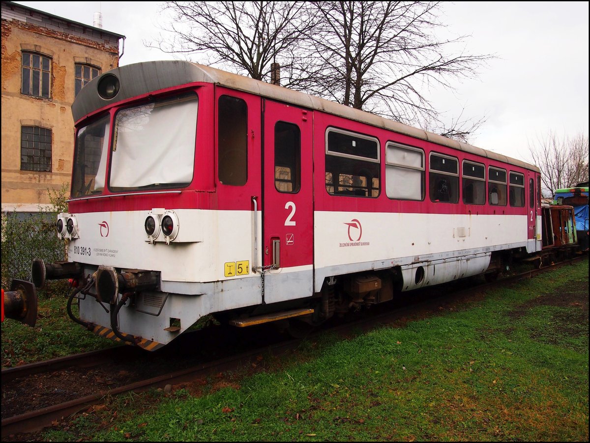  810 391-3 in Main railway station Teplice at 28.11.2017.