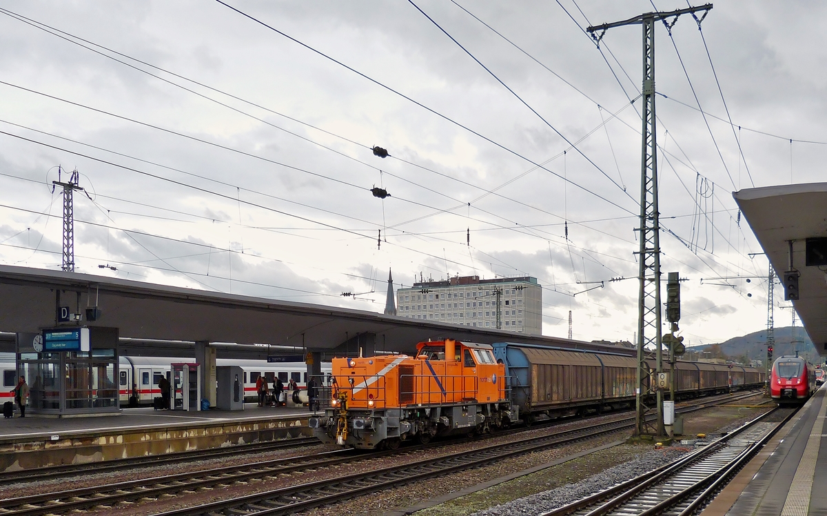 . A Northrail MaK G 800 BB is hauling a freight train through the main station of Koblenz on Novemver 3rd, 2014.
