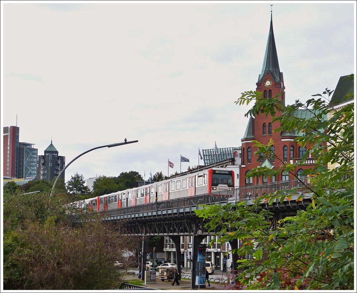 . A train of the Hamburger Hochbahn is running on the U 3 between the stations Landungsbrcken and Baumwall on September 21th, 2013.