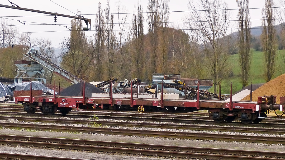 . The CFL Cargo Uas 8082 9783 128-7 taken in Ettelbrück on November 6th, 2014.