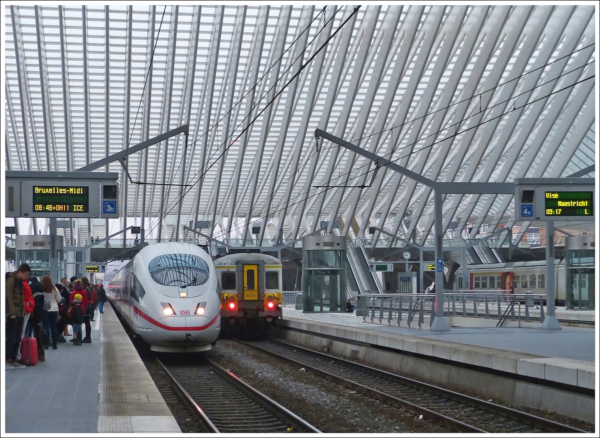 . The ICE 4610  Frankfurt am Main  is entering into the station Liège Guillemins on November 23rd, 2013.