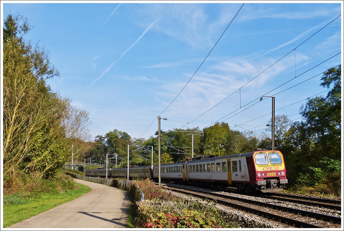 . The IR 3611/RE 3762 Luxembourg City - Troisvierges/Diekirch photographed near Cruchten on October 19th, 2013.