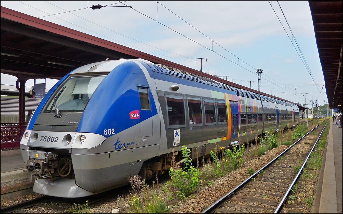 . The SNCF TER Alsace X 76602 taken in Strasbourg on September 30th, 2013.