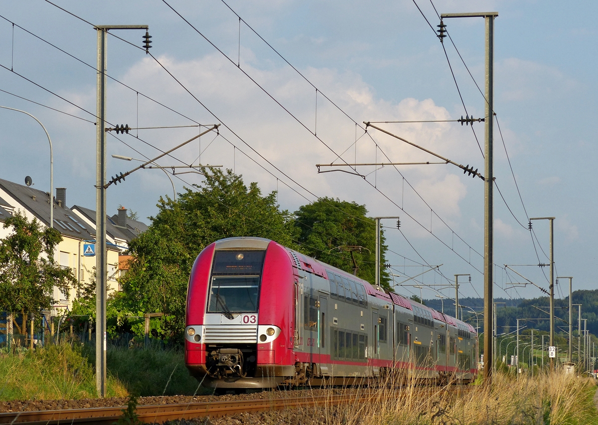 . Z 2203 photographed near Rollingen/Mersch on August 1st, 2014.