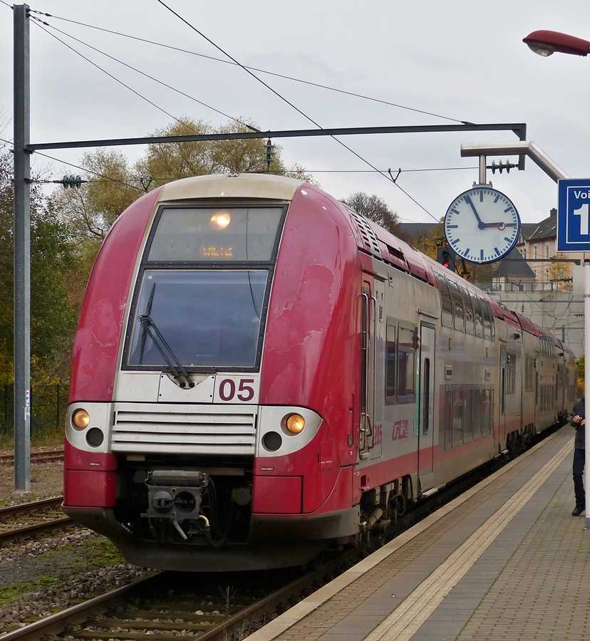 . Z 2205 as RB 3214 Luxembourg City - Wiltz is arriving at its final destination on November 5th, 2014.