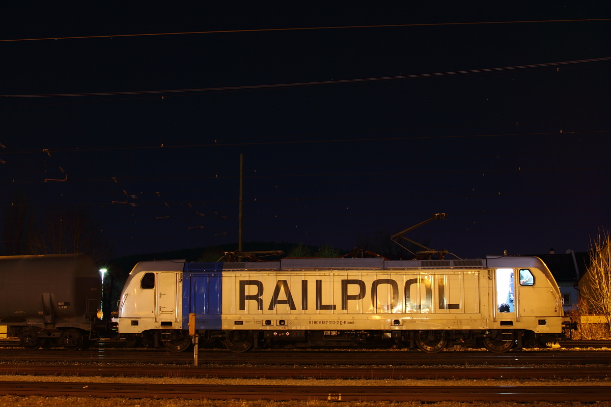 187 313-2 from Railpool in Lichtenfels on 10/03/2017.