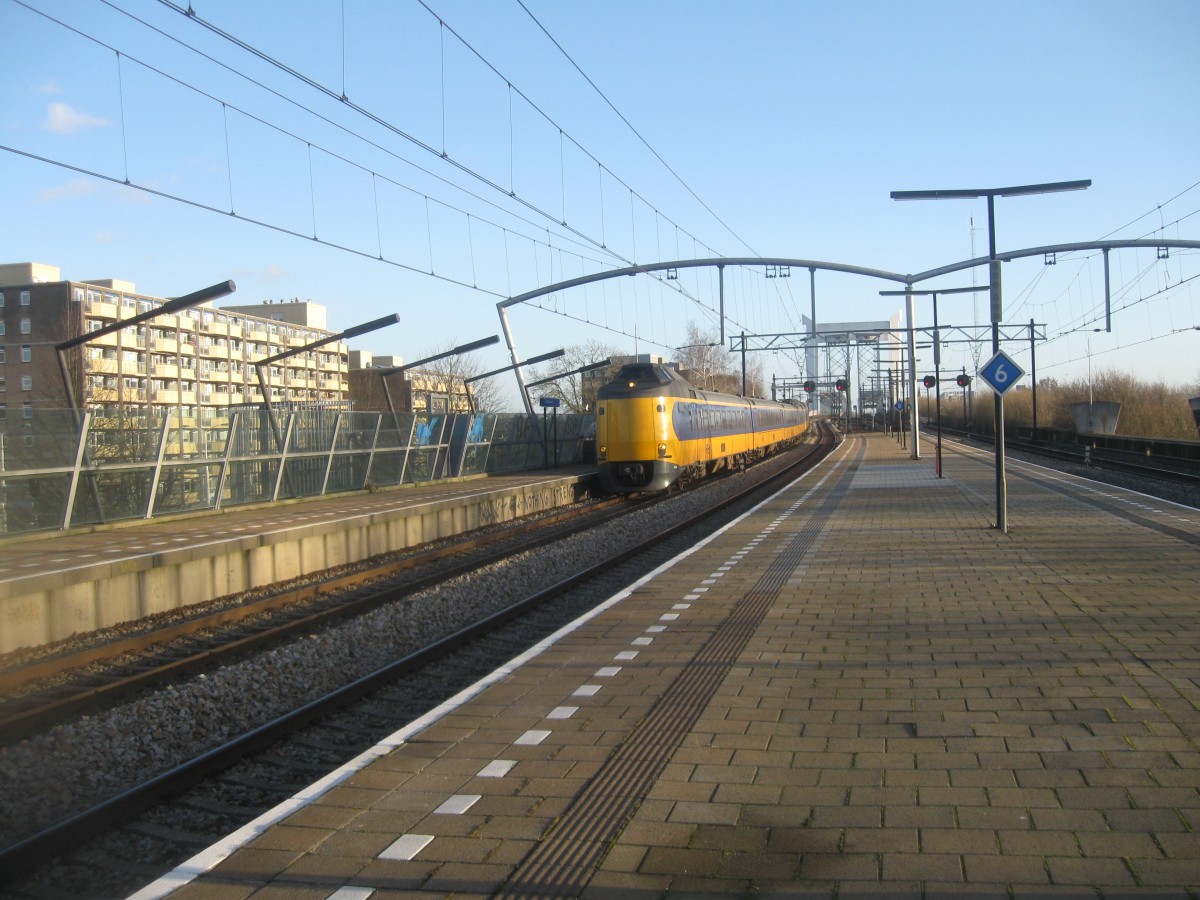 2 ICM  Koploper  sets storm though Zwijndrecht, 02/01/2015.