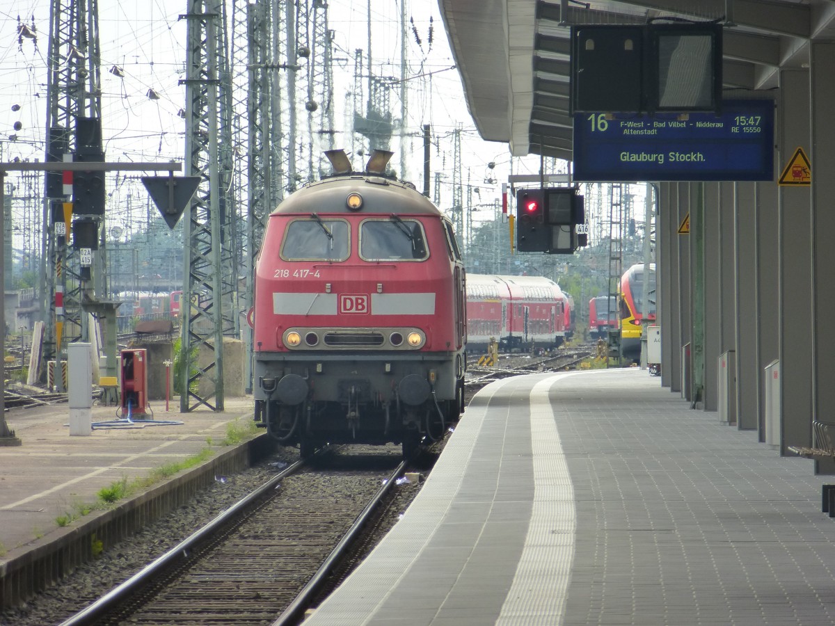 218 417-4 is standing in Frankfurt(Main) central station on August 23rd 2013.