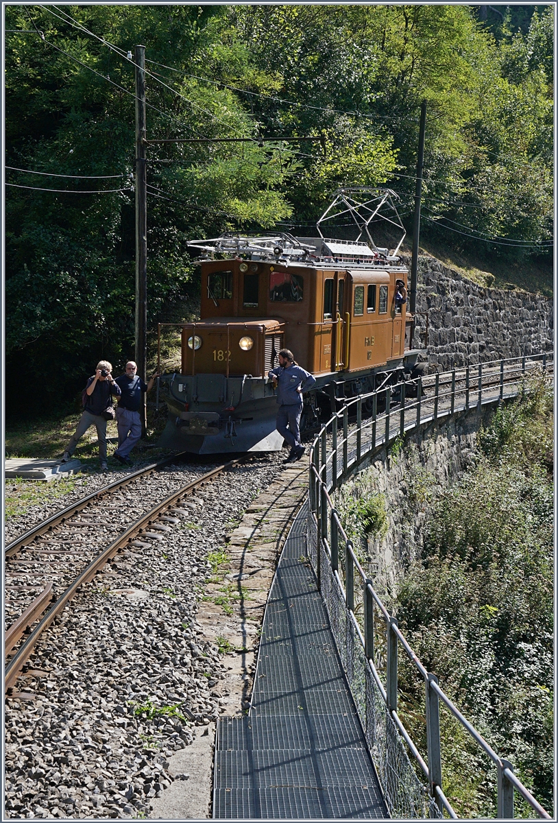 50 years Blonay Chamby Mega Bernina Festival - The Bernina RhB Ge 4/4 182 by the Blonay-Chamby Railway: by the Baie of Clarens Bridge in Vers-Chez-Robert.

09.09.2018