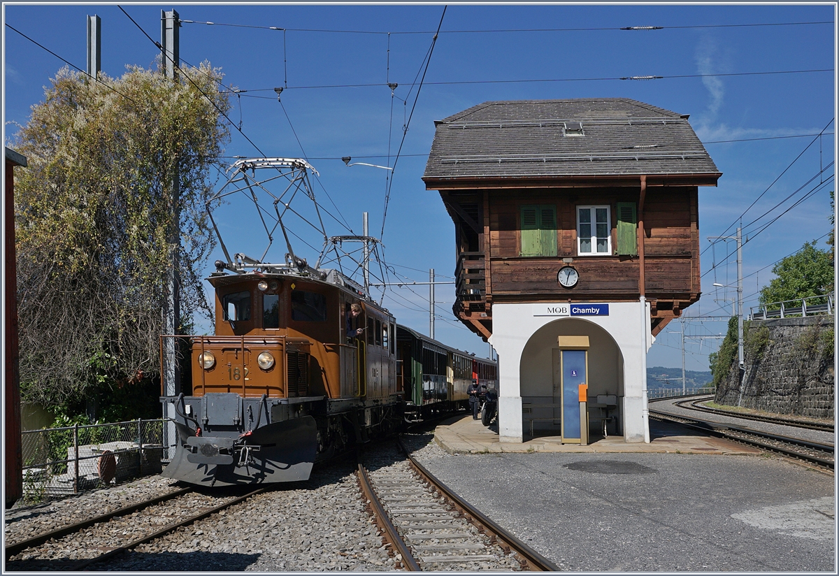 50 years Blonay Chamby Mega Bernina Festival - The Bernina RhB Ge 4/4 182 by the Blonay-Chamby Railway: in Chamby.

08.09.2018