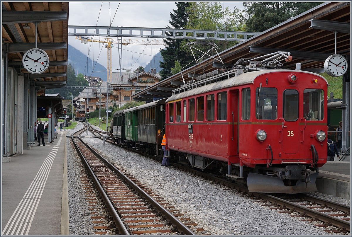 50 years Blonay -Chamby Railway - Mega Bernina Festival (MBF) wiht his Special Day Bündnertag im Saaneland: The RhB ABe 4/4 35 in Gstaad.
14.09.2018