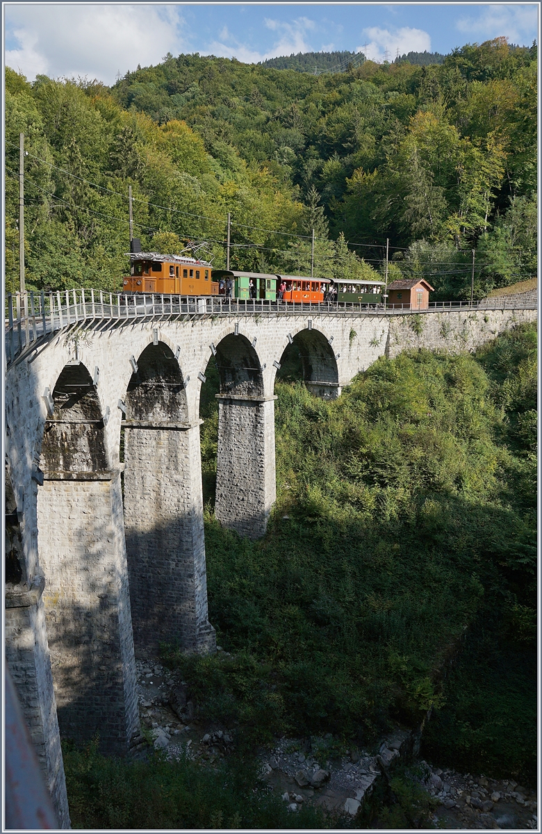 50 years Blonay -Chamby Railway - Mega Bernina Festival (MBF): The Bernina Bahn Ge 4/4 182 by  Vers-chez-Robert .

15.09.2018
