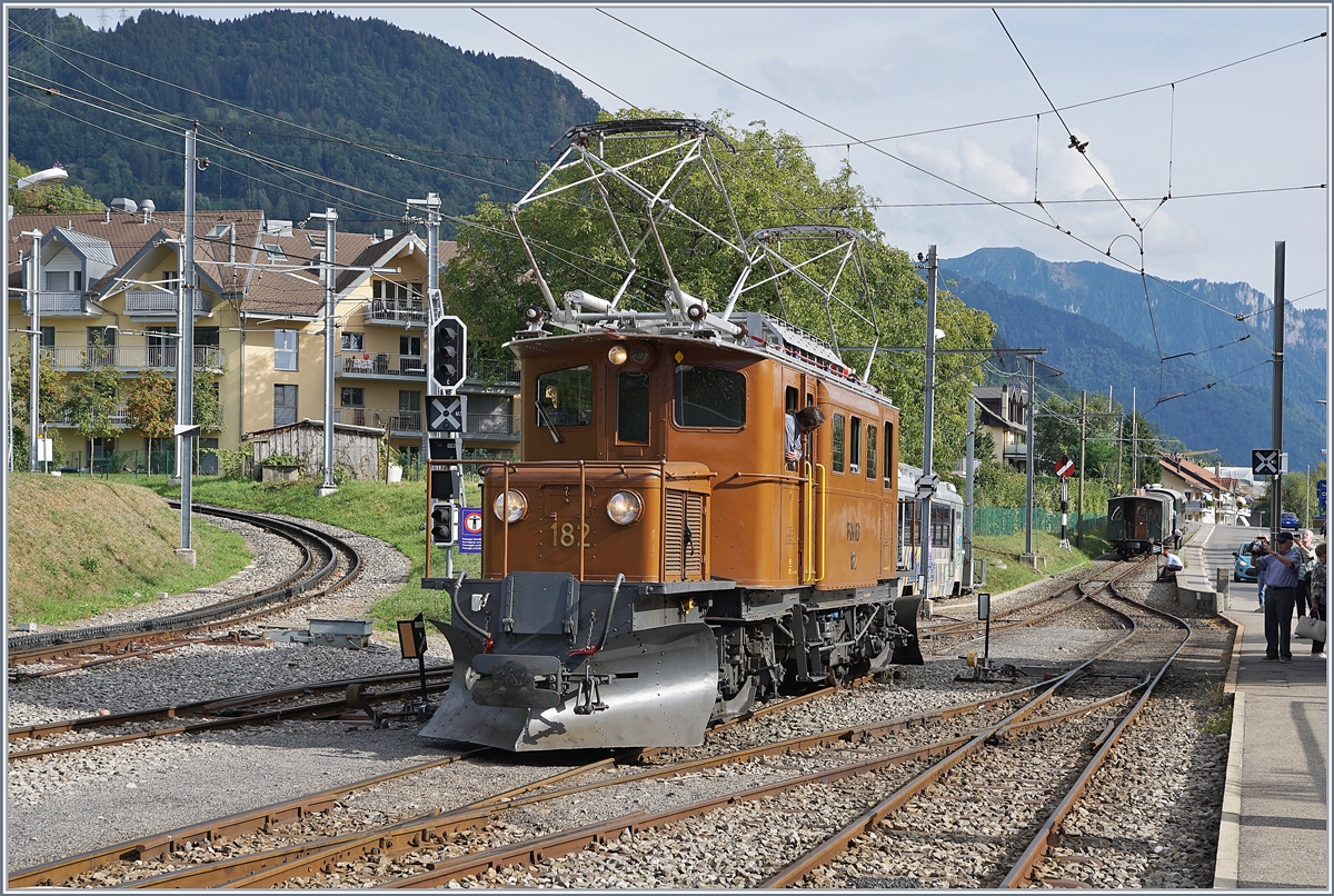 50 years Blonay -Chamby Railway - Mega Bernina Festival (MBF): The Bernina Bahn Ge 4/4 182 in Blonay.

09.09.2018