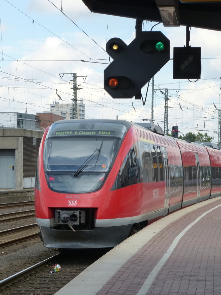 643 534 is leaving Dortmund main station on August 19th 2013.