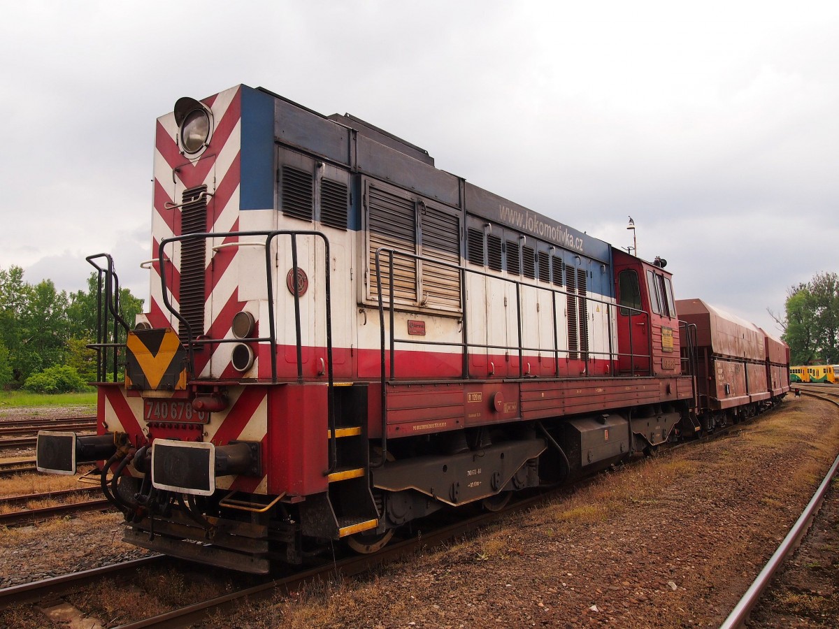 740 678-8 at the raiway station Kladno in 2013:05:24. Privat company Viamont.