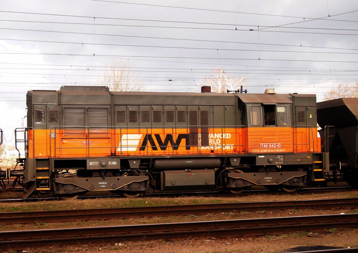 740 842-0 at the raiway station Kralupy in 2013:02:03. Privat company AWT.