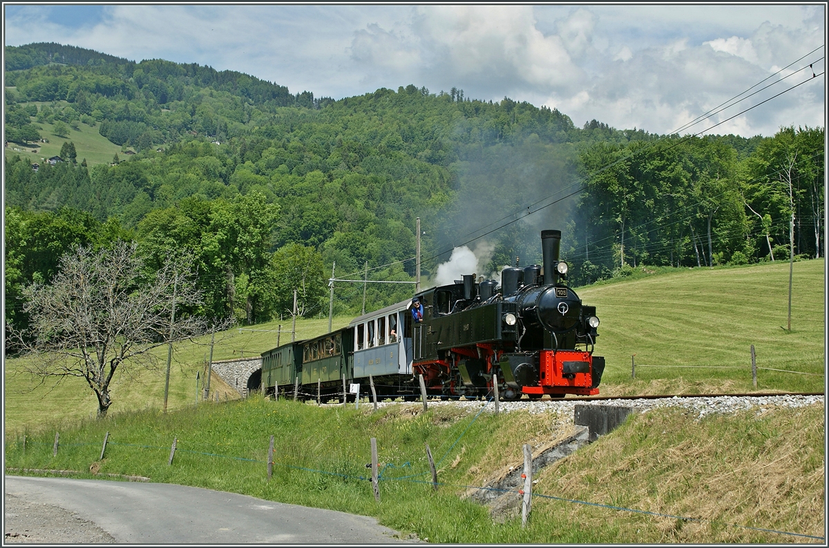 A B-C steamer train by Chaulin.
27. 05.2012