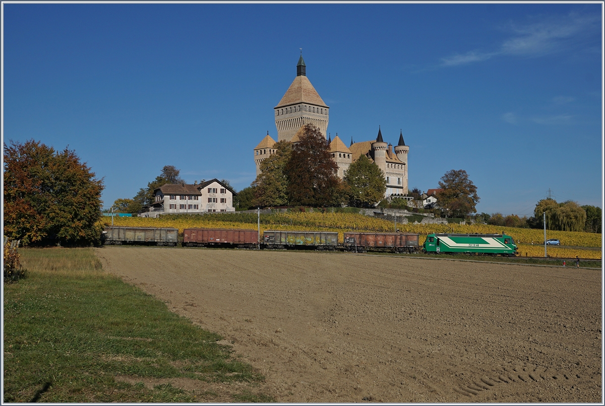 A BAM MBC Ge 4/4 with his Cargo Train on the way to Morges.

17.10.2027