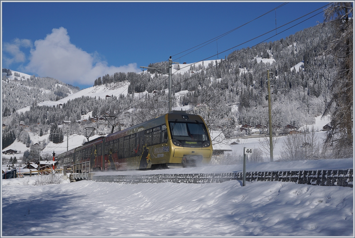 A Be 4/4 on the way to Rougemont by Saanen.
02.02.2018