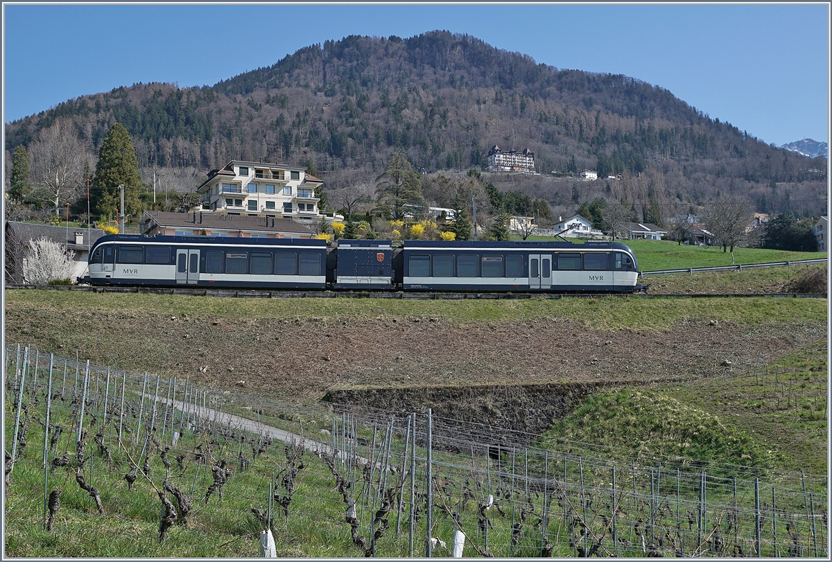 A CEV MVR ABeh 2/6 on the way to Chernex by Planchamp. 

17.03.2020