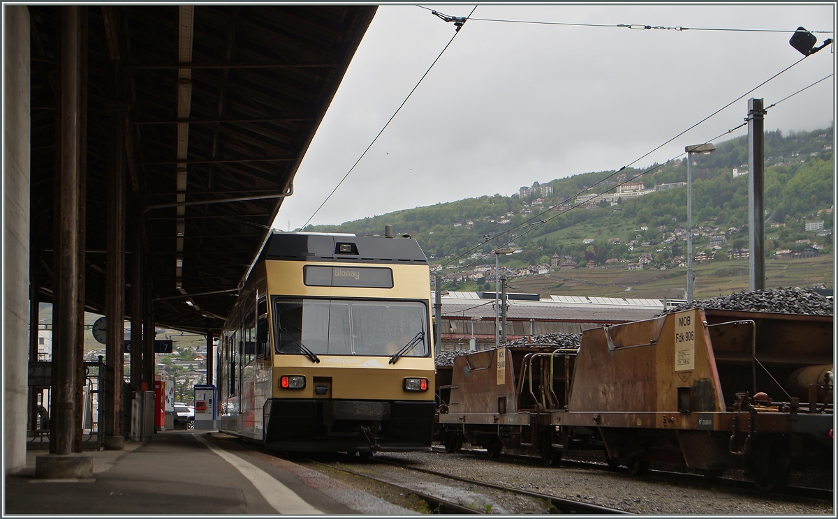 A CEV MVR GTW Be 2/6 7003  Blonay  in Vevey.
03.05.2016