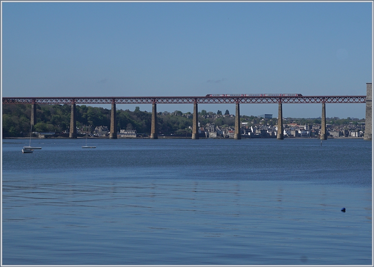 A Country Cross Class 220 / 221 Service on the south part of the Forth Bridge near Dalmeny. 03.05.2017