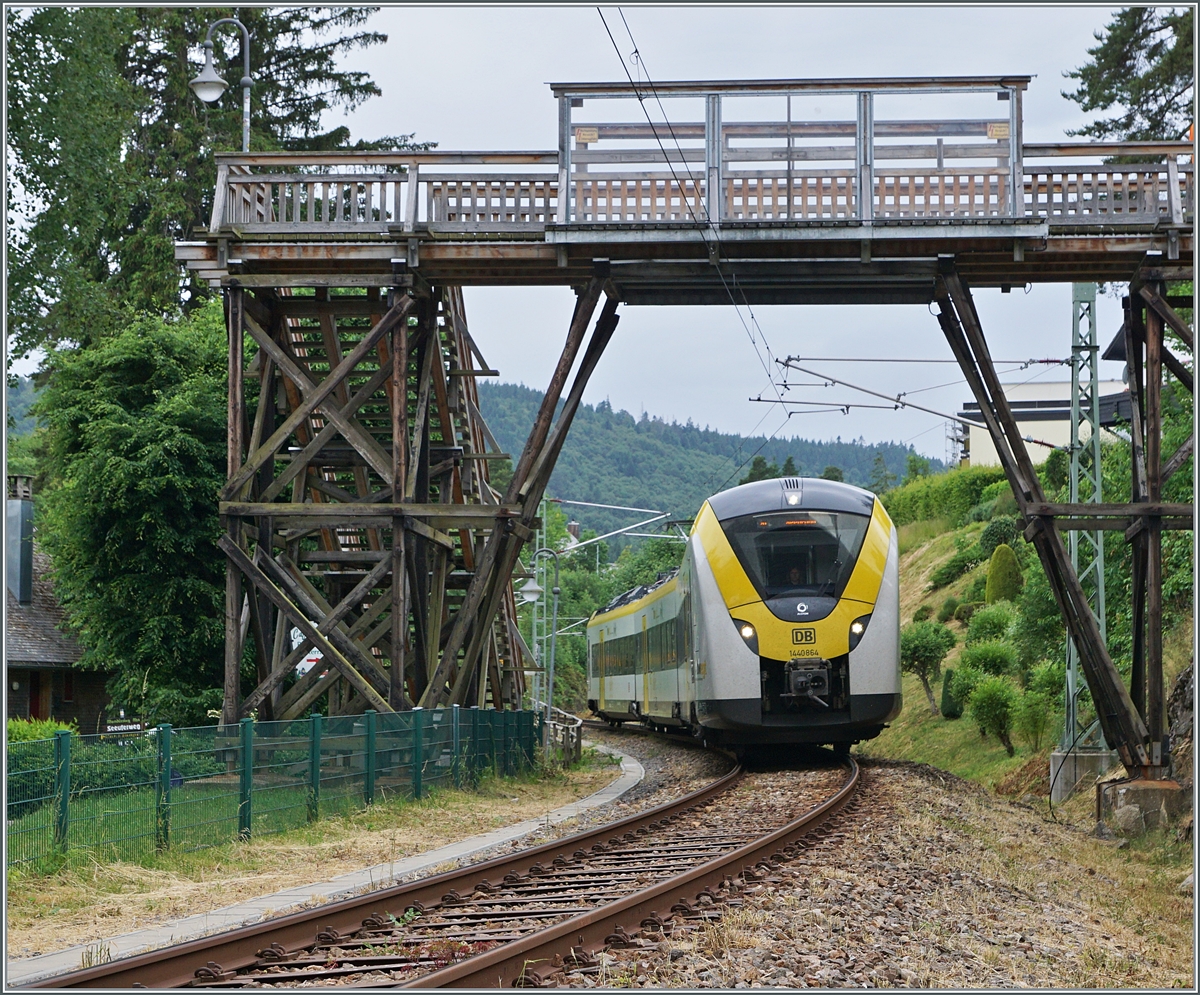 A DB 1440 864 (Alstom Coradia Continental) on the way from Freiburg to Seebrugg by Schluchsee. 

22.06.2023