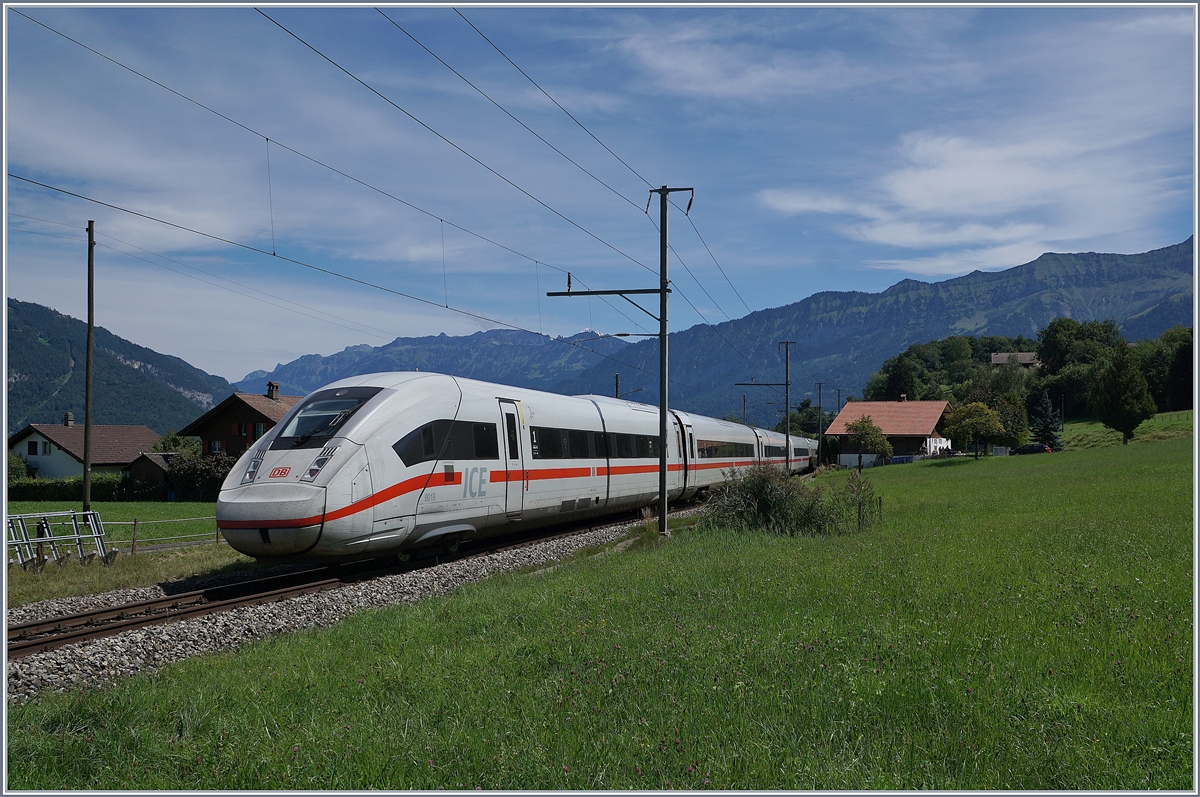 A DB ICE 4 on the way form Berlin to Interlaken by Faulensee.

19.08.2020