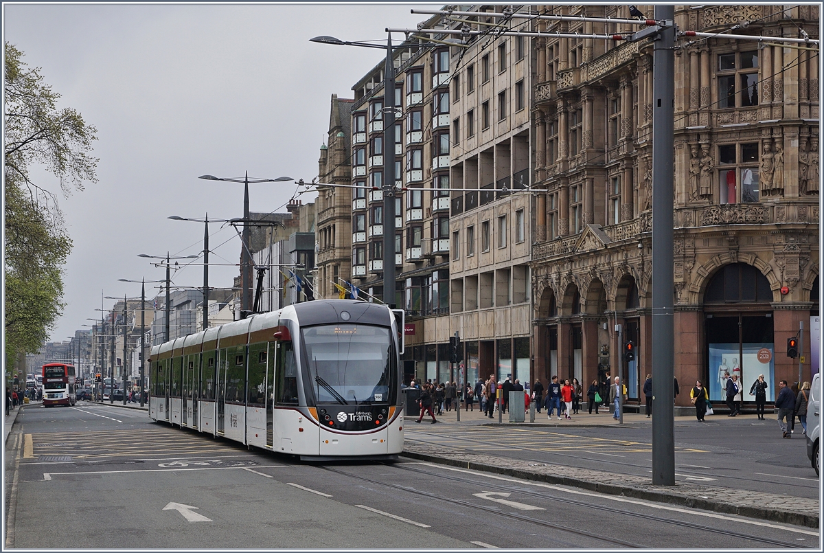 A Edinbrugh tram in the Princes Street.
02.05.2017