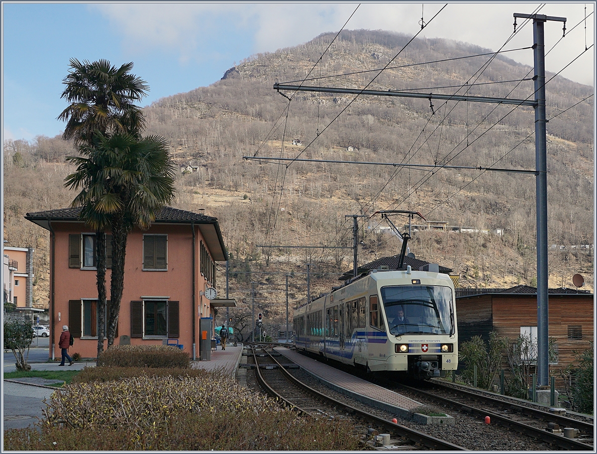 A FART Centovalli Express CEX to Domodossola in Intragna.
20.03.2018