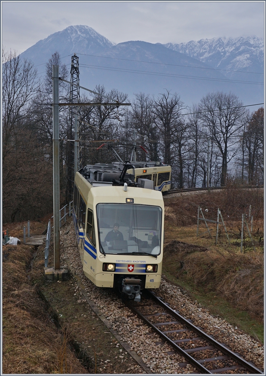 A FART Centovalli Express near Trontao.
31.01.2017