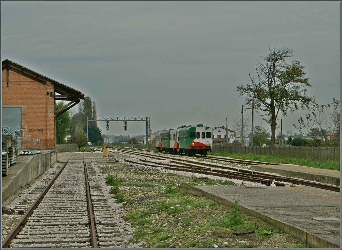 A FER Aln 668 is arriving at Brecello.
14.11.2013