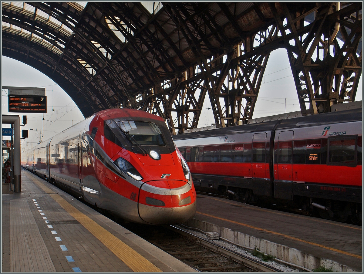 A FS ETR 400 (RFrecciarossa 1000) in Milano.
13.11.2015