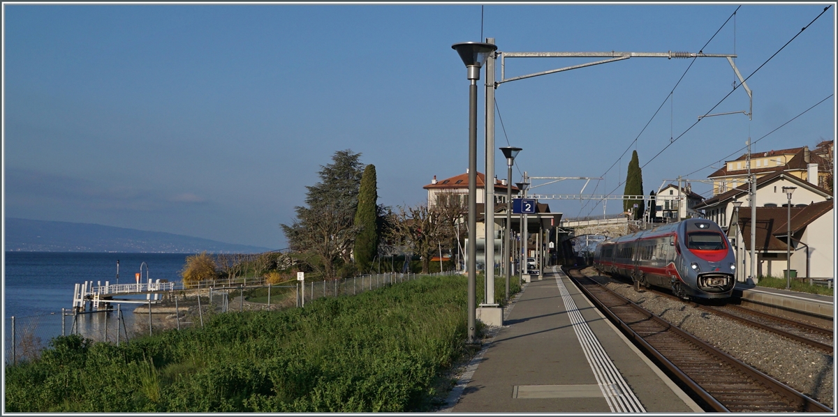 A FS ETR 610 is the EC 37 from Geneva to Milano. This train was pictured in Rivaz. 

03.04.2021
