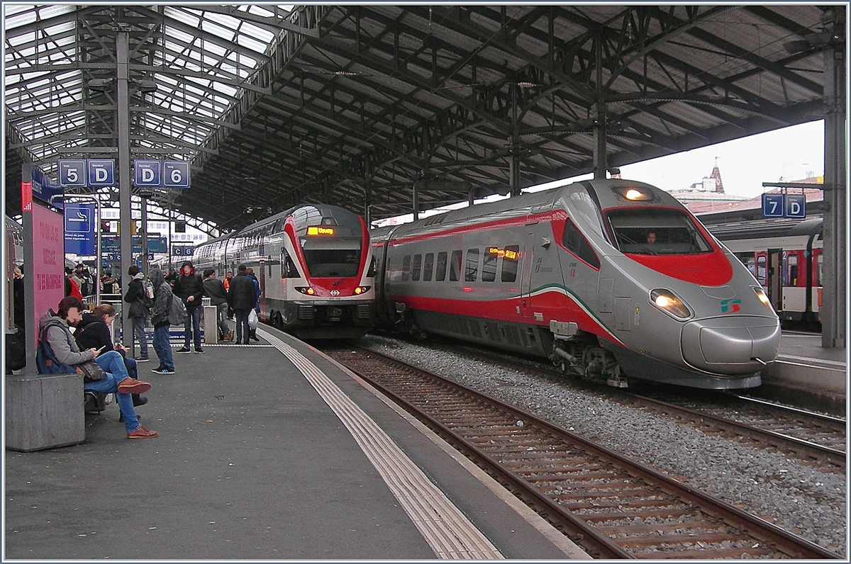 A FS Trenitalia ETR 610 by his stop in Lausanne.
09.01.2018