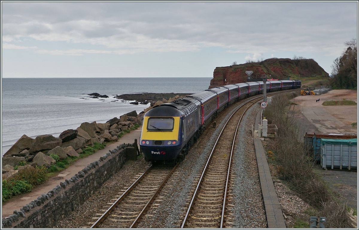 A HST 125 Class 43 by Dawlish Warren.
18.04.2016