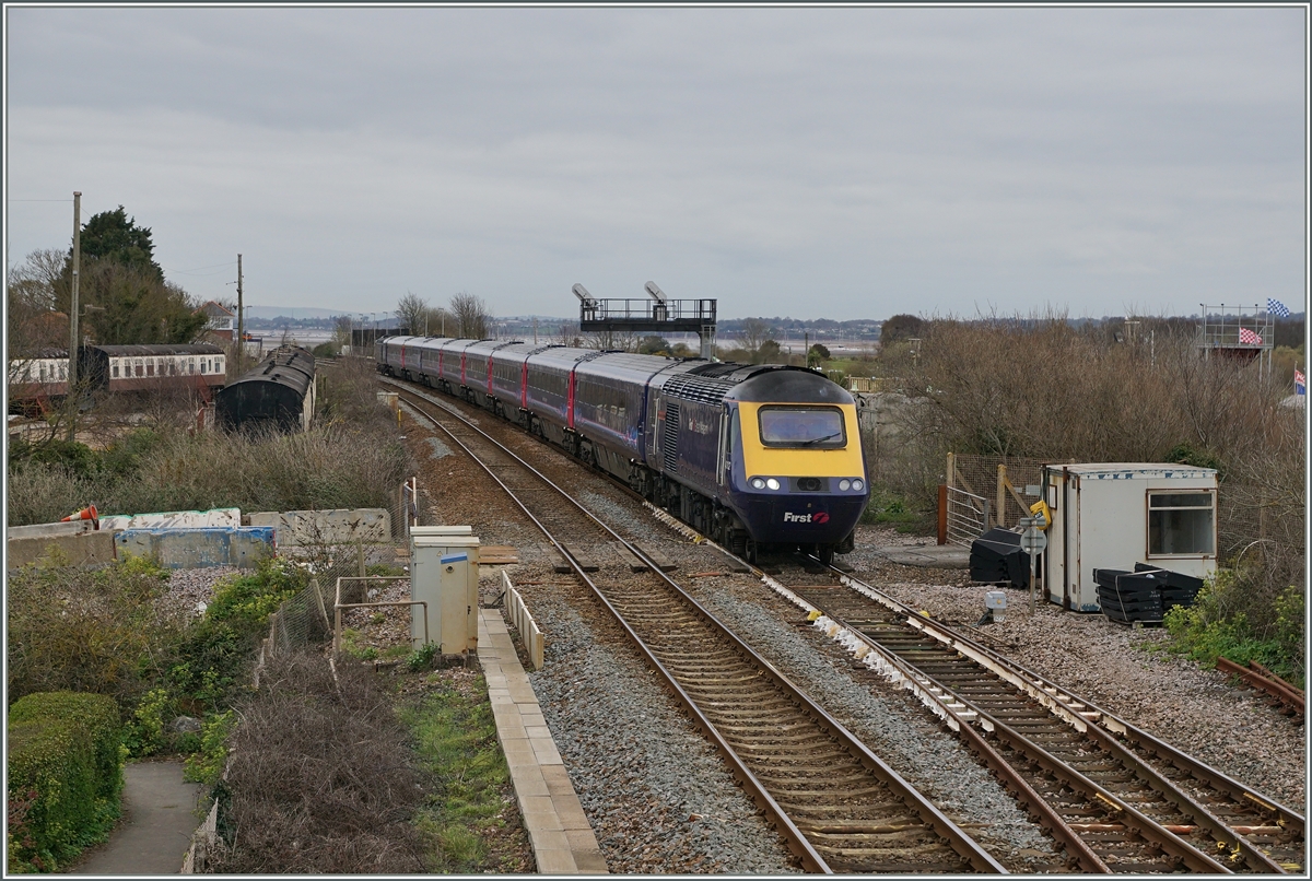 A HST 125 Class 43 by Dawlish Warren.
18.04.2016