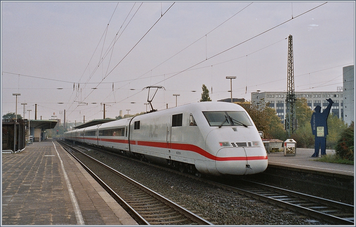 A ICE in Bochum.
Analog picture from 2004
