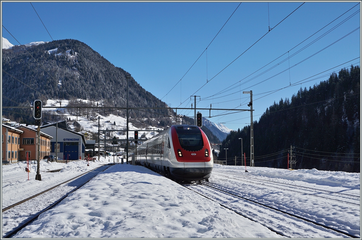 A ICN is arriving at Airolo.
11.02.2016