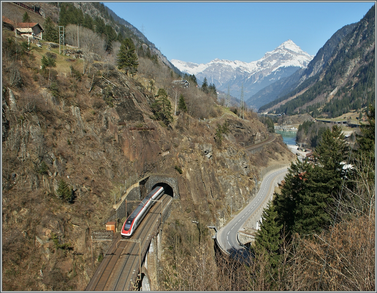 A ICN on the  Untere Meienreuss  Bridge. 
14.03.2014