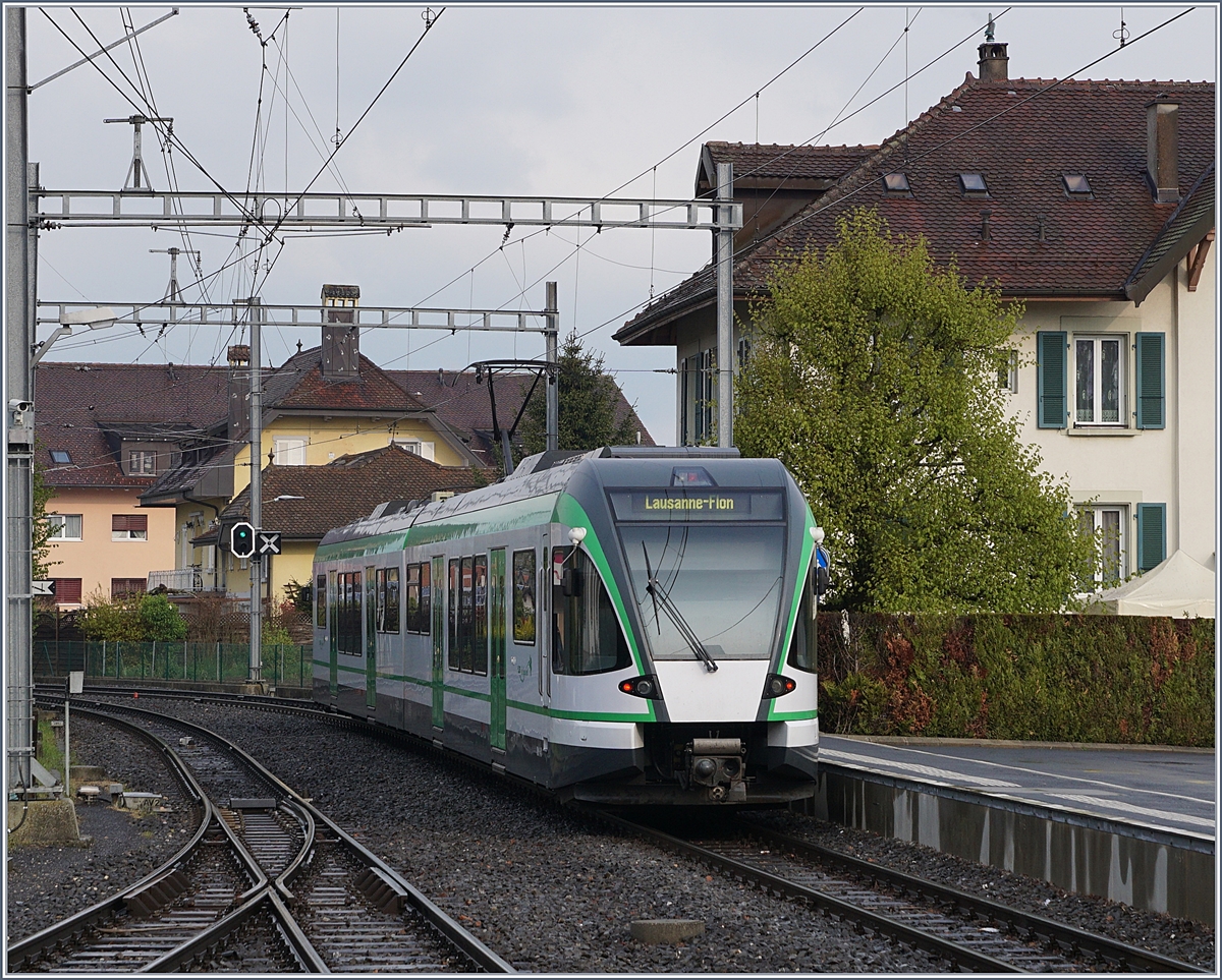 A LEB RBe 4/8 to Lausanne-Flon in Echallens.
28.04.2017